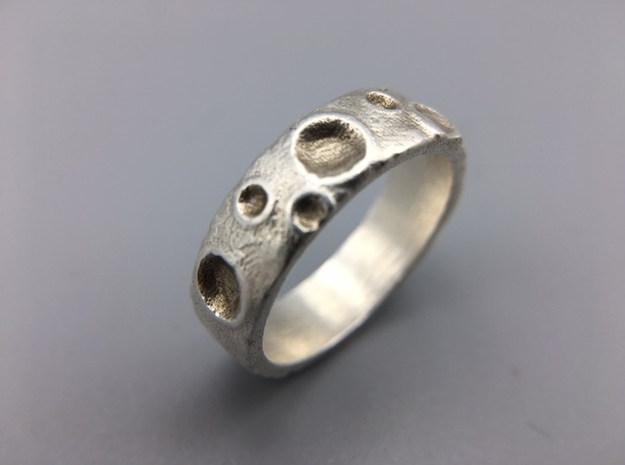Moon Ring in Natural Silver: 8 / 56.75