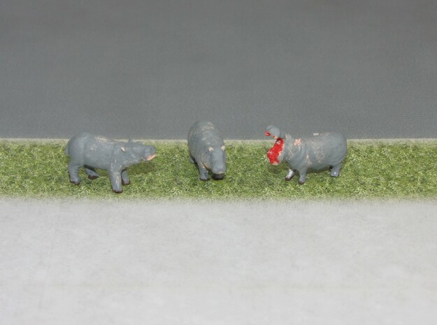1:160 hippo set of 3 in Tan Fine Detail Plastic