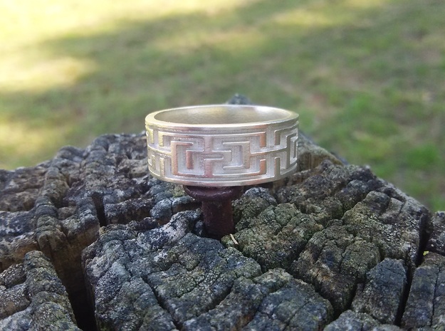 Maze Ring Size 8.5 in Natural Silver