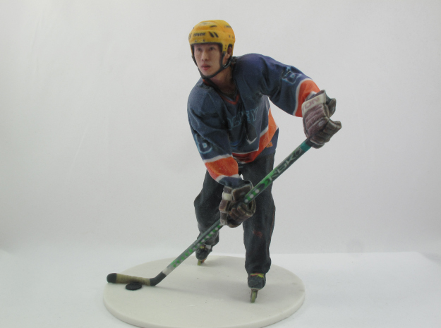Scanned Hockey Player -15CM High in Full Color Sandstone