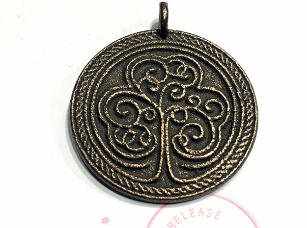 Celtic Shamrock Medalion in Polished Bronze Steel