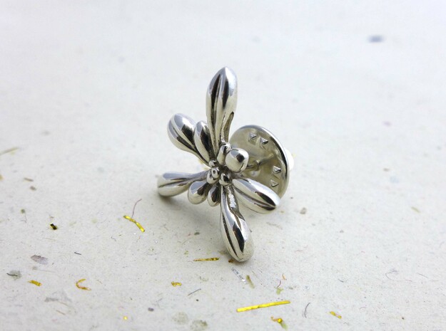 Arabidopsis Lapel Pin -Science Jewelry in Polished Silver