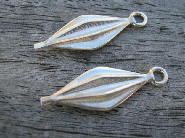 Board Earrings in Natural Silver