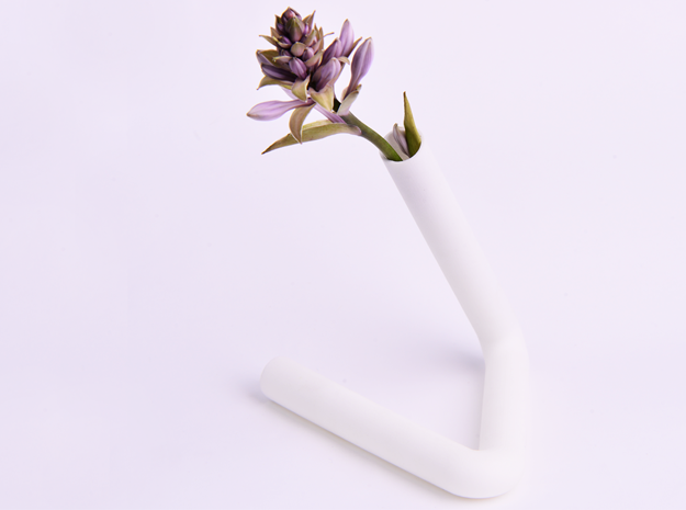 little triangle vase. o-section in White Processed Versatile Plastic