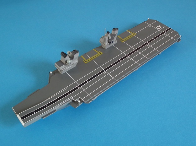 Queen Elizabeth-class aircraft carrier, 1/1200 in White Natural Versatile Plastic