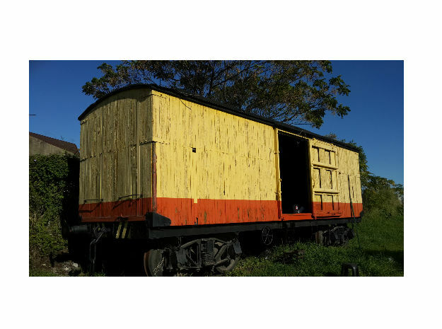 Box car in White Natural Versatile Plastic