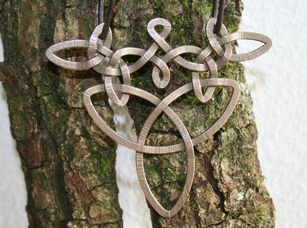 Medallion trefoil in Polished Bronzed Silver Steel