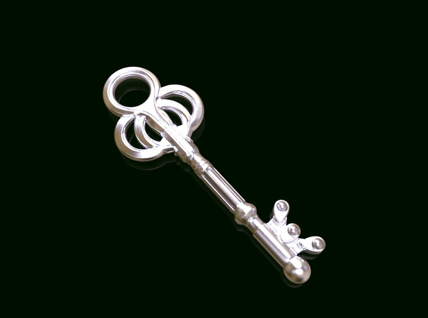 Key Pendant in Polished Silver