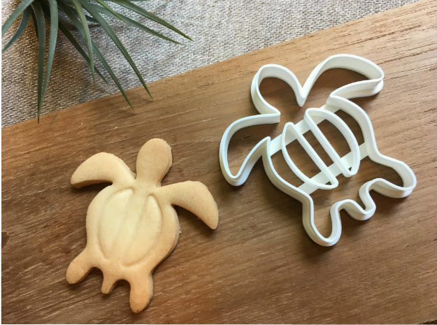 Tortoise-cookiecutter in White Processed Versatile Plastic: Small
