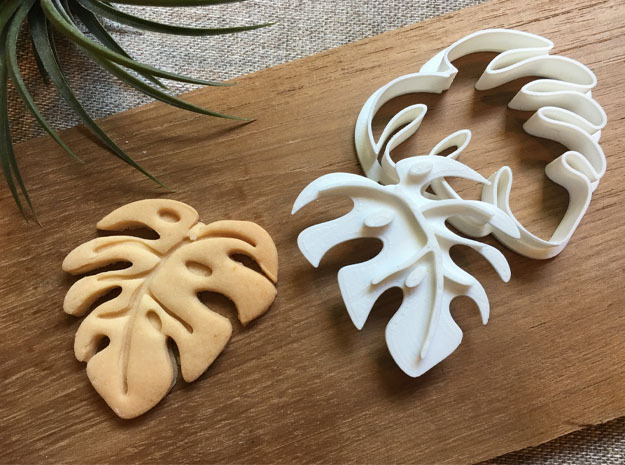 monstela-cookiecutter in White Natural Versatile Plastic