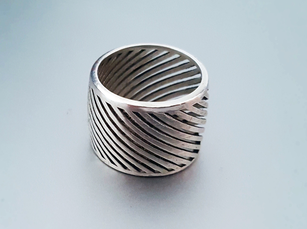 Ring Around in Polished Silver: 6 / 51.5