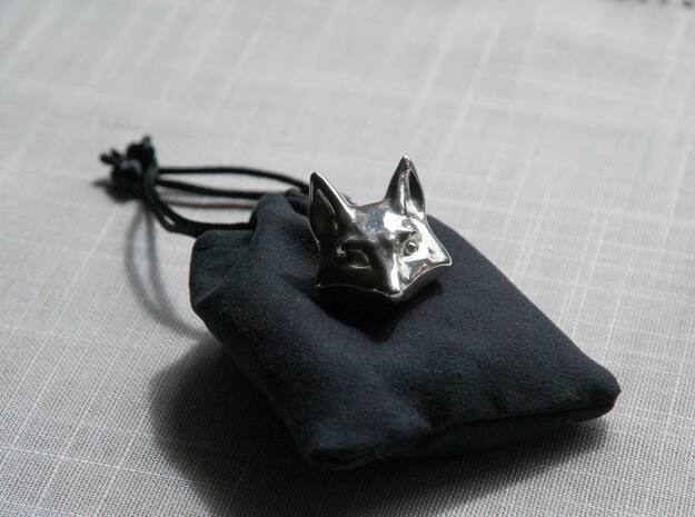 Foxhead Medallion - Silver Pendant in Polished Silver
