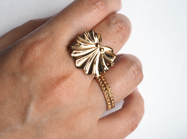 Seashell Fan Ring