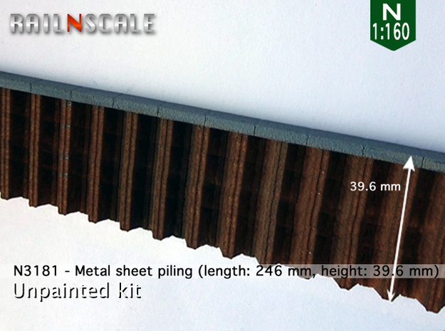 Metal sheet piling w/ covering crossbeam (N 1:160) in White Natural Versatile Plastic