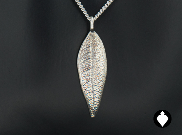 Leaf Pendant in Antique Silver