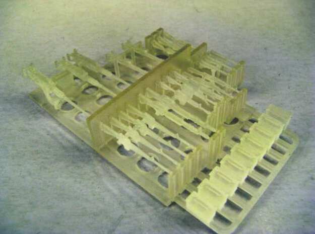 1:72 Weapons Collection (32 pcs.) in Tan Fine Detail Plastic