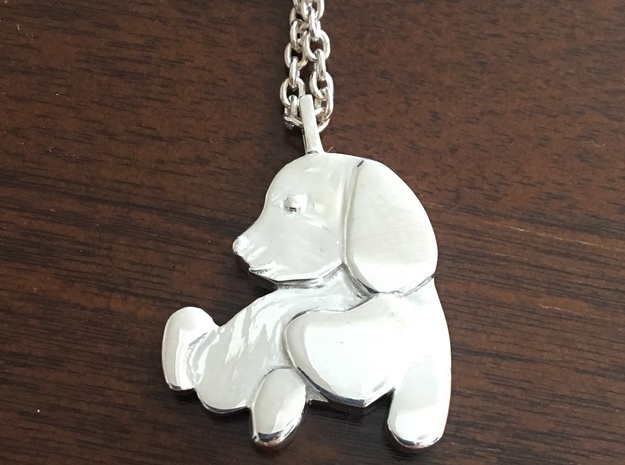 Dog with a big heart in Polished Silver