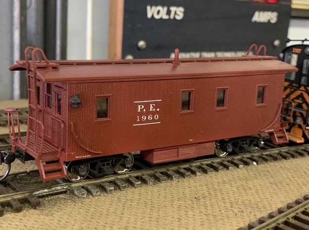 Pacific Electric Flat Top Caboose in Tan Fine Detail Plastic