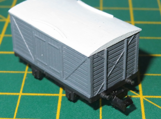 N Gauge LNWR Van (Motorised) in Tan Fine Detail Plastic