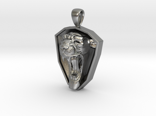 Lion pendant in Natural Silver