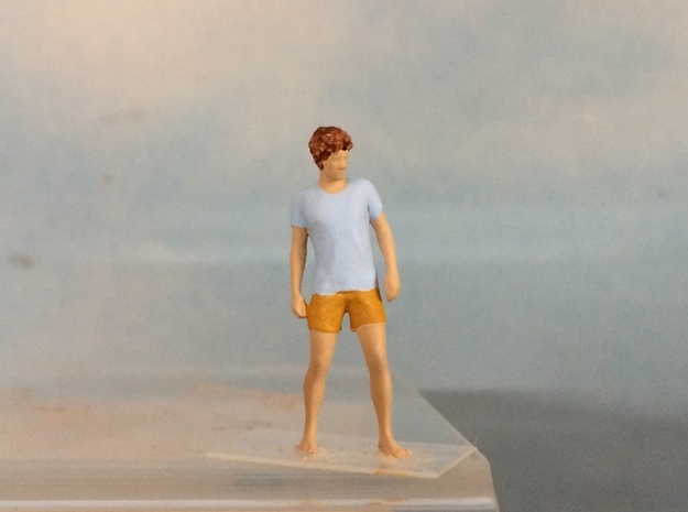 Male Standing Barefoot in Clear Ultra Fine Detail Plastic: 1:72