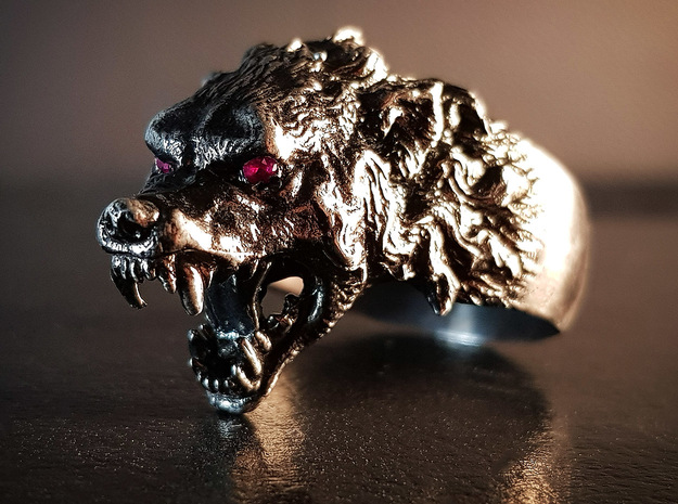 Hungry Wolf Ring in Antique Silver: 6 / 51.5