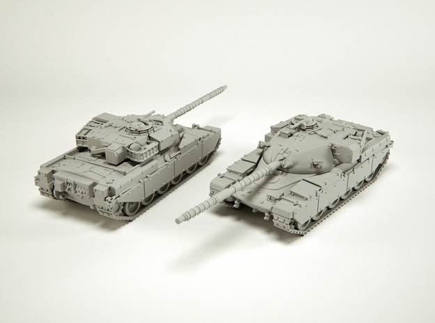 Main Battle Tank Chieftain MK6 Scale: 1:100 in Tan Fine Detail Plastic