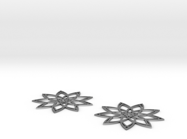 Nine-Point Wire-Star Earring in Natural Silver