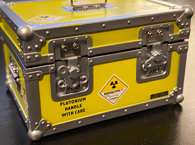 1:8 BTTF DeLorean plutonium case latches in Clear Ultra Fine Detail Plastic