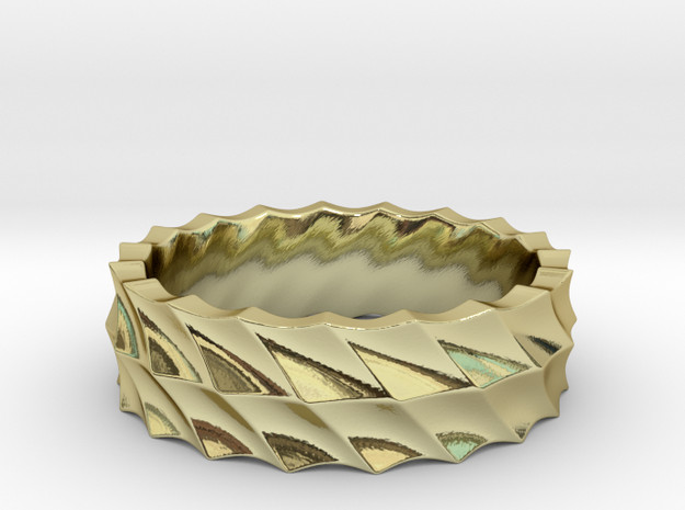 Slant Wave Ring _ B in 18k Gold Plated Brass: 8 / 56.75