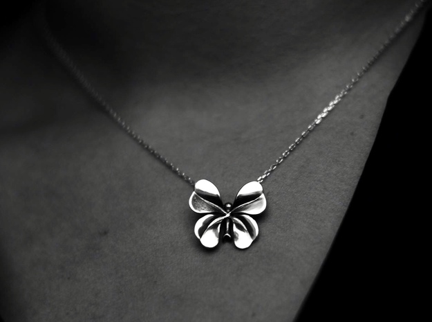 Lucky Charm four Clover Butterfly Pendant Necklace in Polished Silver