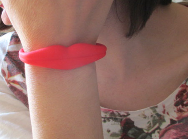mouth bracelet in Red Processed Versatile Plastic: Small