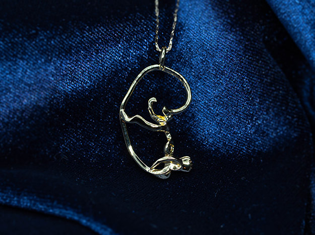9 week baby pendant in 14k Gold Plated Brass