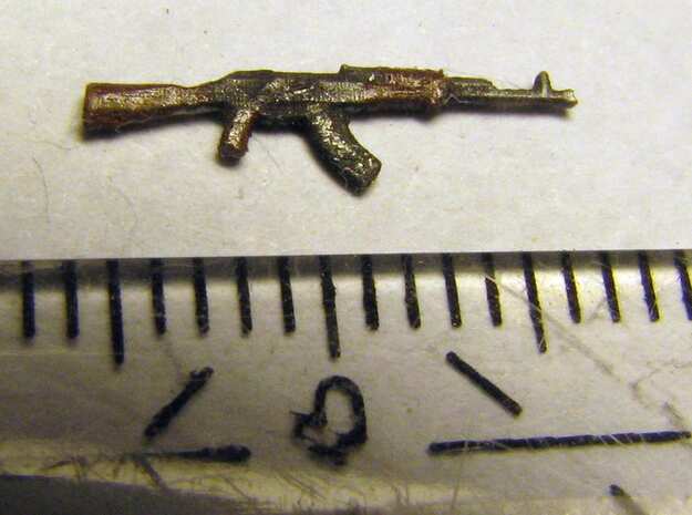 1:72 AKM 7,62mm Rifle (12x) in Clear Ultra Fine Detail Plastic