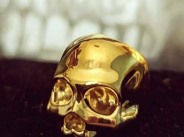 Skull ring in Polished Brass