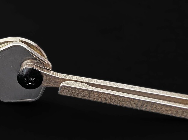 Key Holder Pocket Dangler in Polished Bronzed-Silver Steel