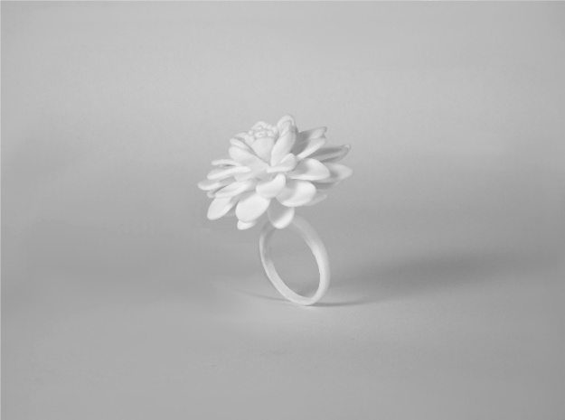 Ring with one large flower of the  Dhalia in Blue Processed Versatile Plastic: 7.25 / 54.625