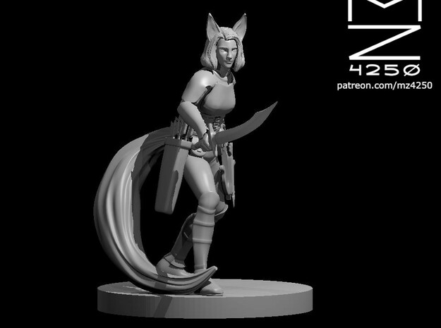 Shifter Female Rogue in Tan Fine Detail Plastic