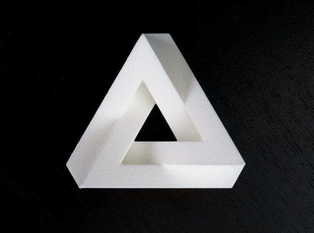 Impossible Triangle (tilted planes) in White Natural Versatile Plastic