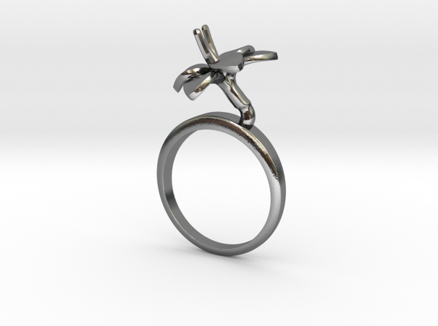 Ring with one small flower of the Amaryllis in Polished Silver: 7.25 / 54.625