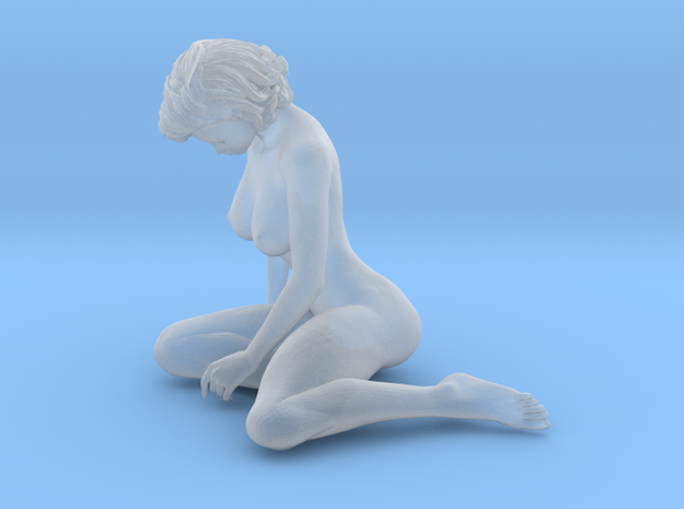 1:32 Short Haired Girl-019 in Clear Ultra Fine Detail Plastic