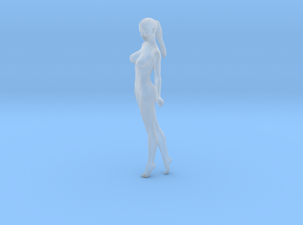 Long ponytail girl 012 1/35 in Clear Ultra Fine Detail Plastic