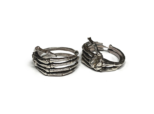 SKELETAL HAND RING (LEFT) in Antique Silver: 9.5 / 60.25