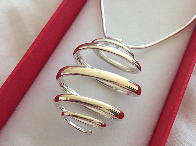Ribbon Pendant in Fine Detail Polished Silver
