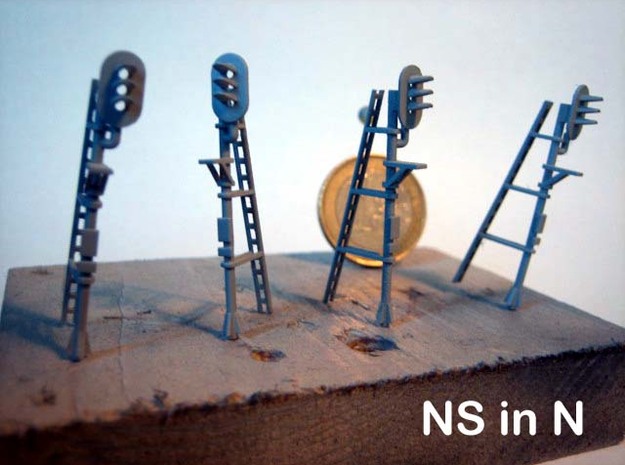 N NS hoog lichtsein LINKS met P, 4 stuks in Smooth Fine Detail Plastic