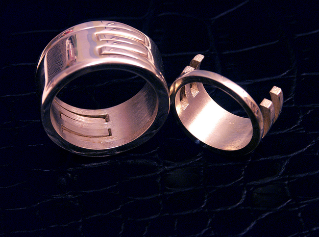 Interlocking Rings (US size 7.5) in Polished Silver