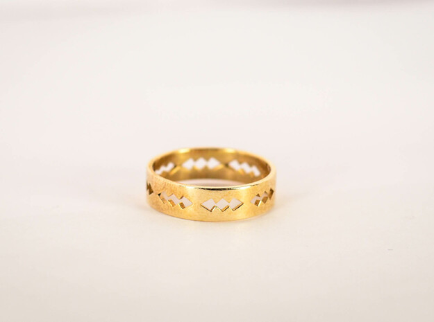 Jagged Ring Size 5 in Natural Brass