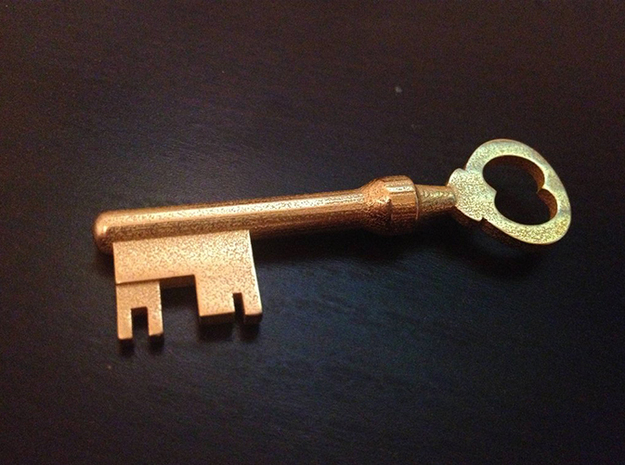 TF2 Mann Co. Supply Crate Key (Small) in Polished Gold Steel