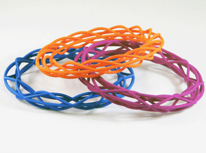 Twist Bangle A01L 3d printed 