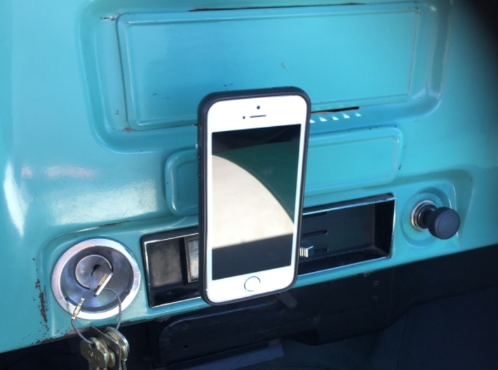 Ash Tray Clip Phone Mount for 67-72 Chevy Truck 3d printed